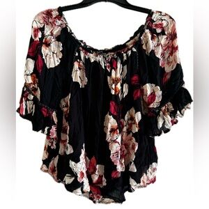 Unique Spectrum XL Black Floral Top